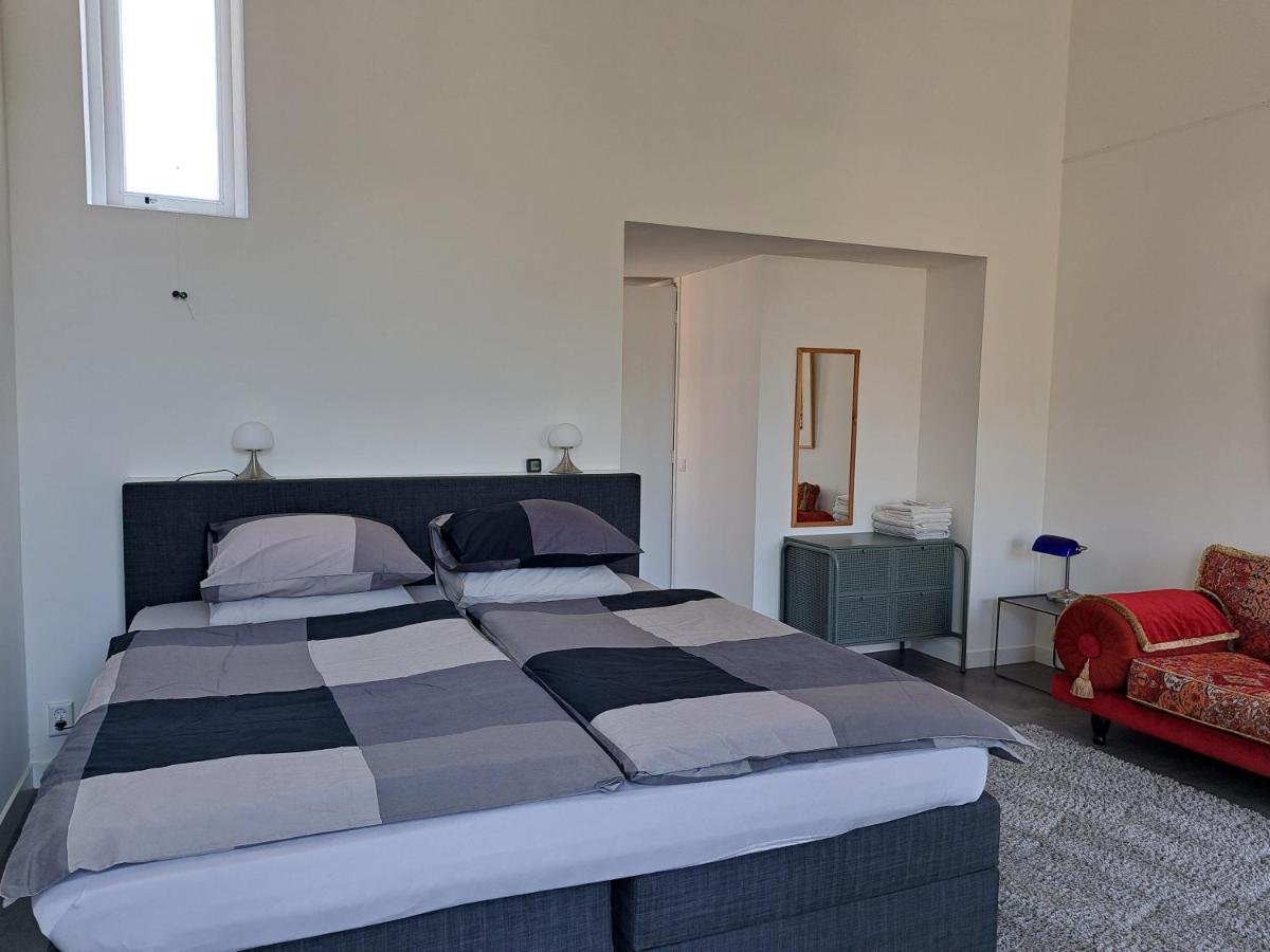 Luxe Ruime Studio Op Unieke, Rustige Locatie Dokkum Buitenkant foto