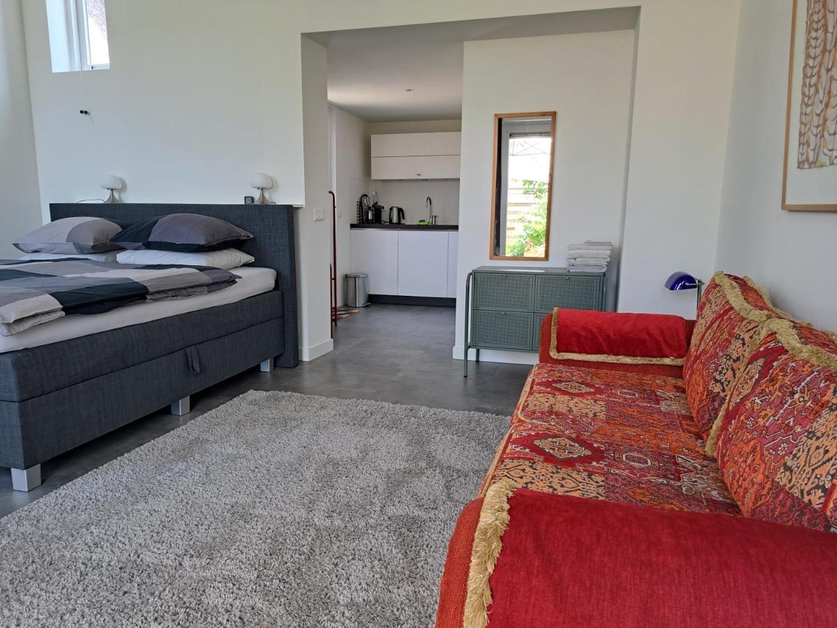 Luxe Ruime Studio Op Unieke, Rustige Locatie Dokkum Buitenkant foto