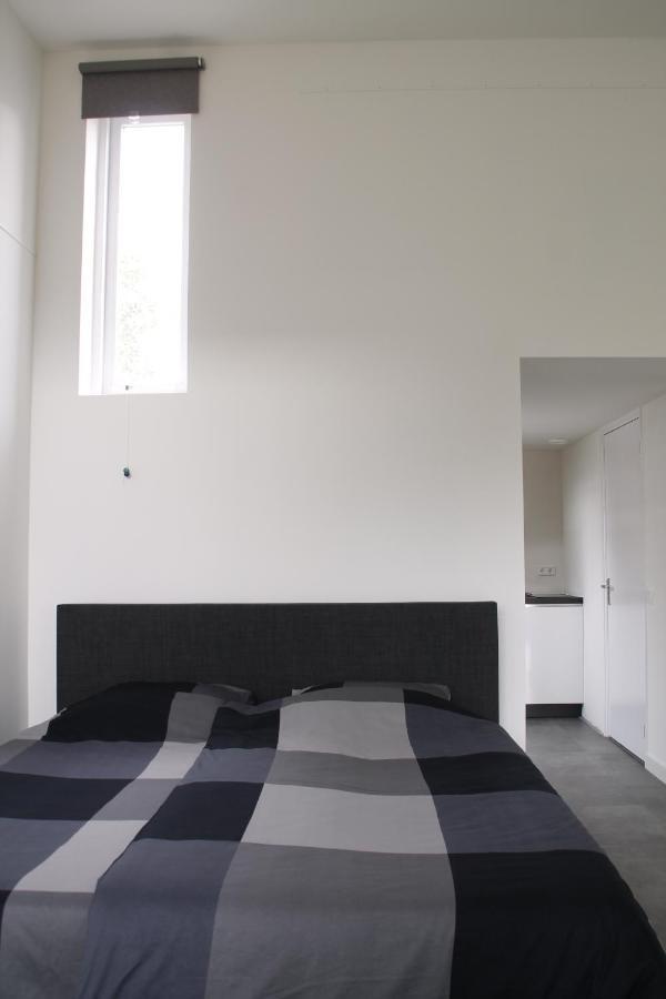 Luxe Ruime Studio Op Unieke, Rustige Locatie Dokkum Buitenkant foto